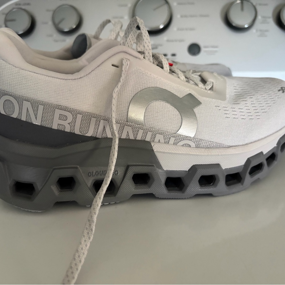 On Cloud Running Lightweight Neutral Trainer In L… - image 4